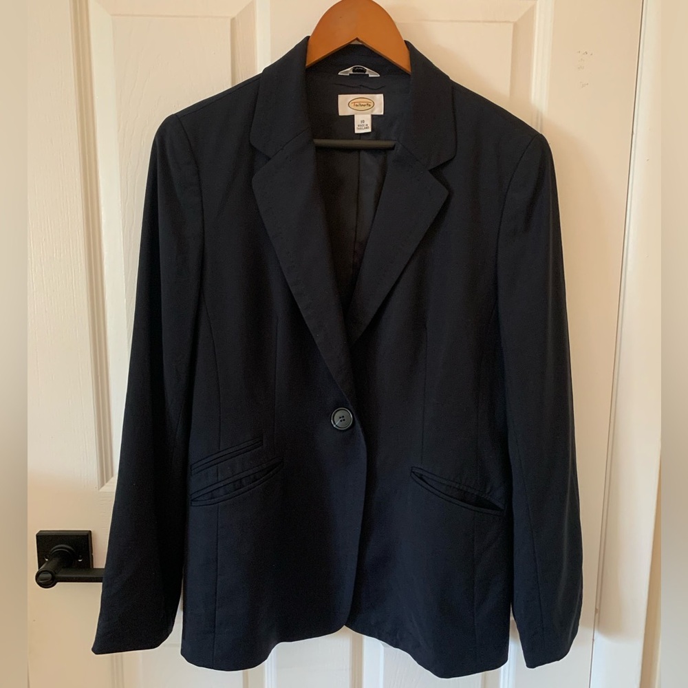 Relaxed navy 90s blazer from Talbots